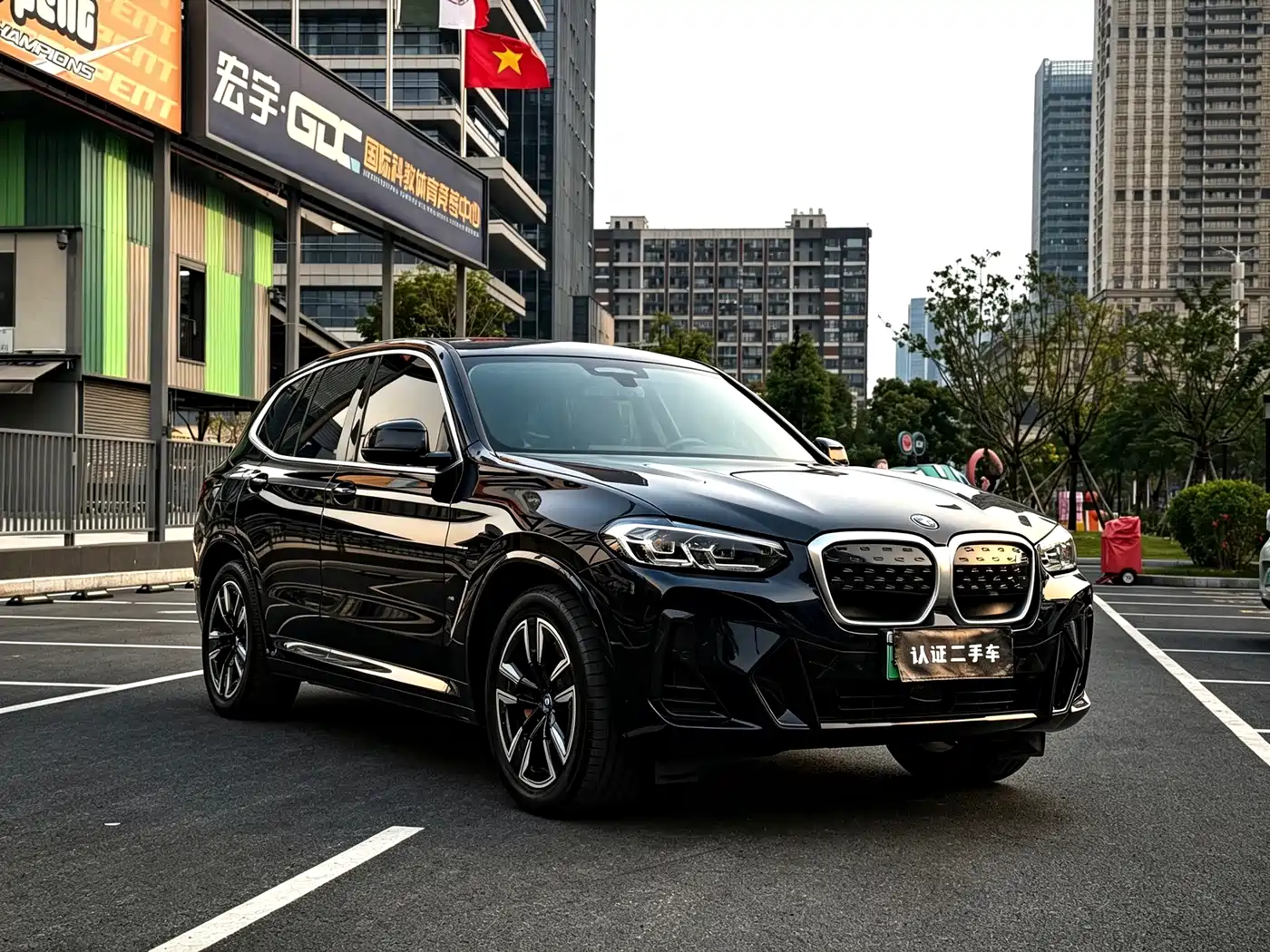 BMW iX3 2024
