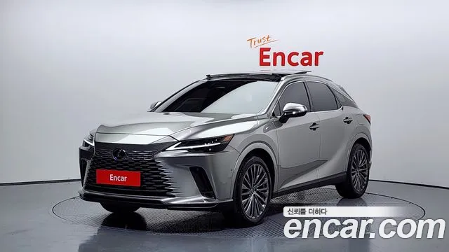 Lexus RX 2023