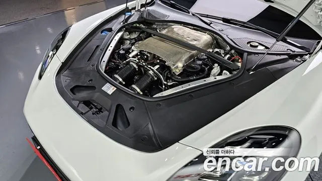 Porsche Panamera 2022