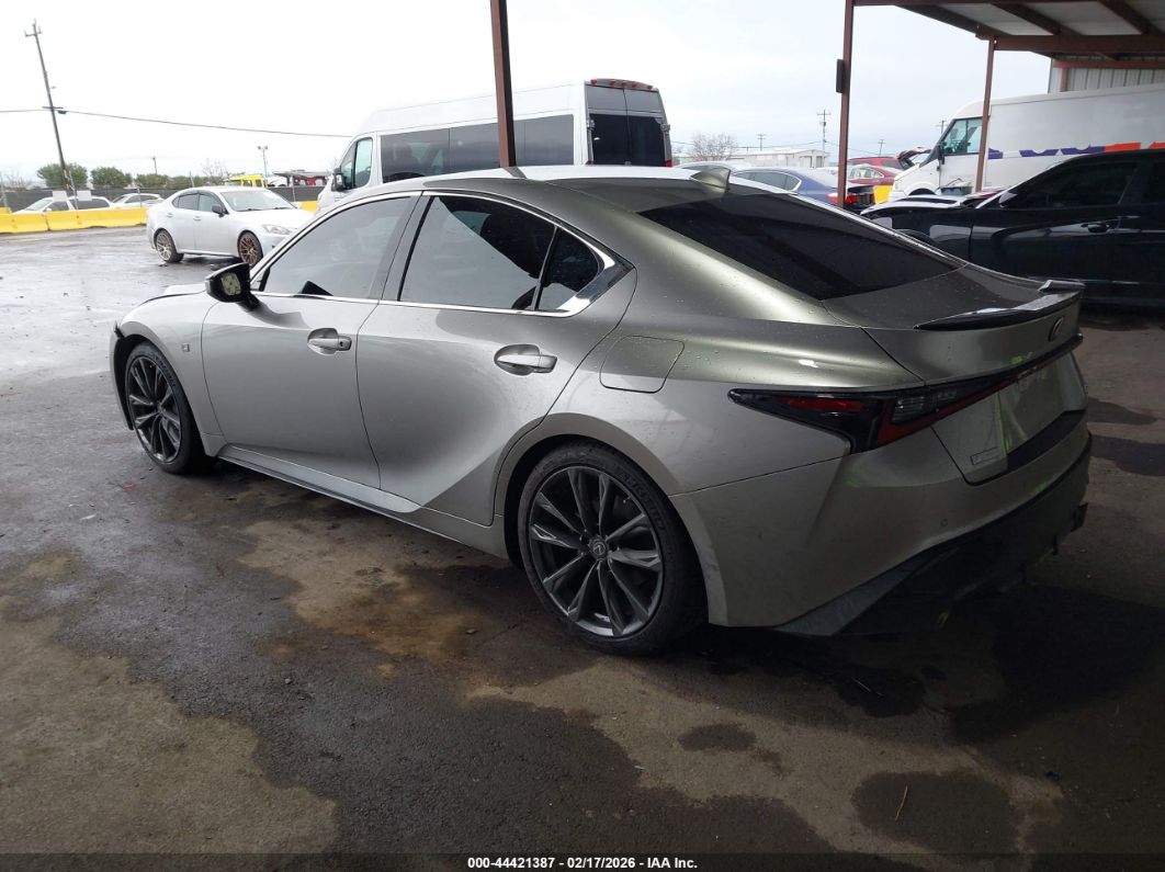 Lexus IS 2021