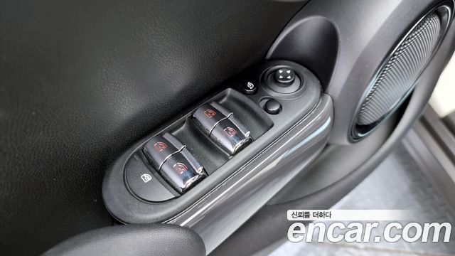 Mini COOPER 2020