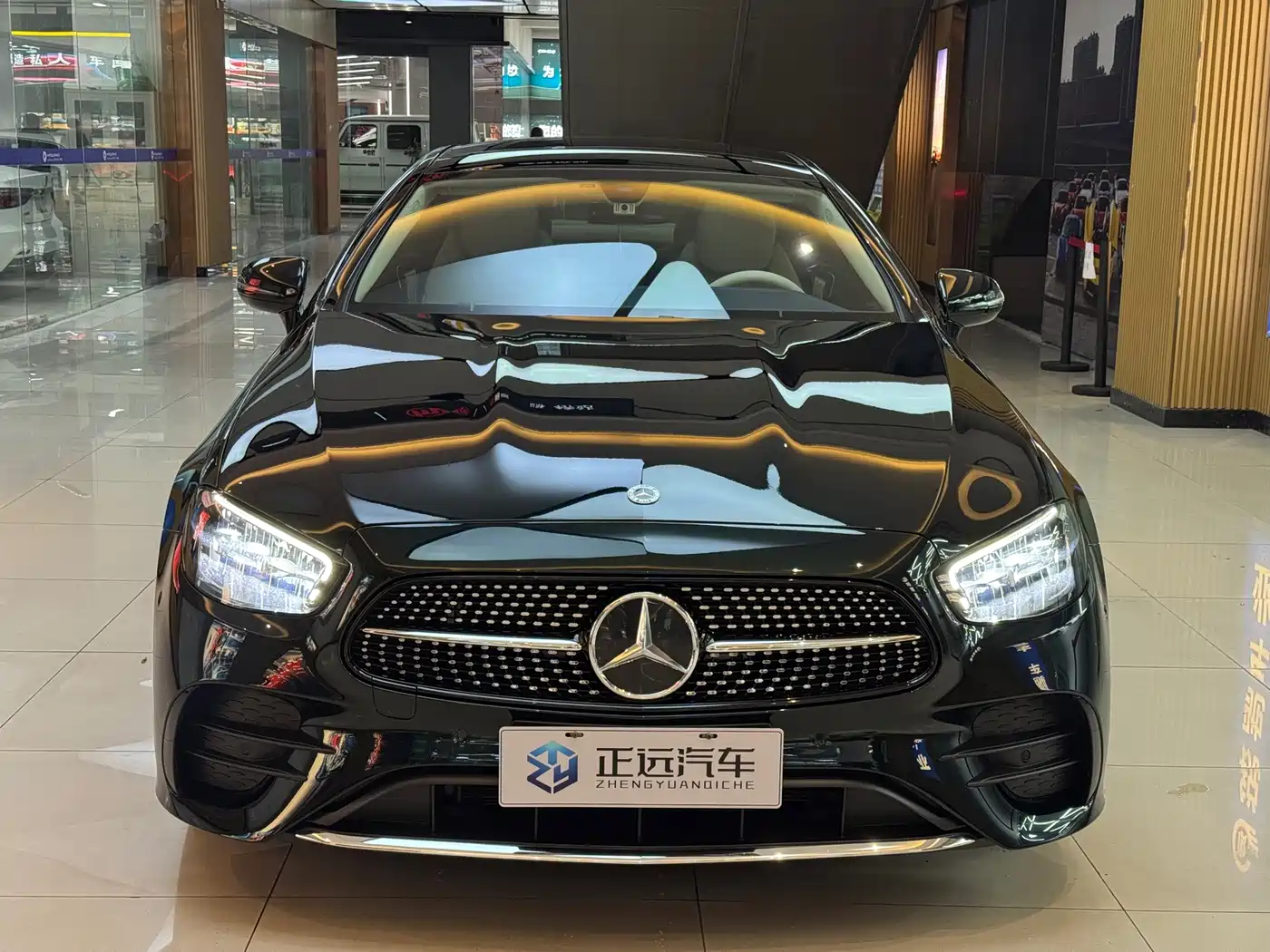 Mercedes-Benz E-Класс 2022