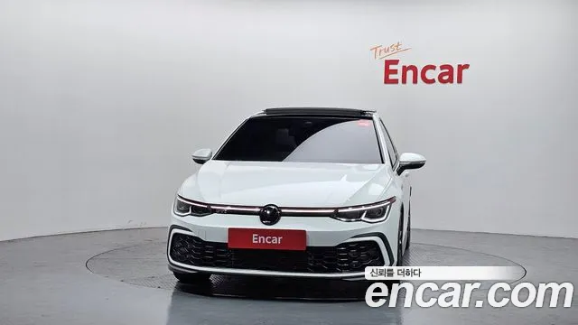 Volkswagen Golf 2024