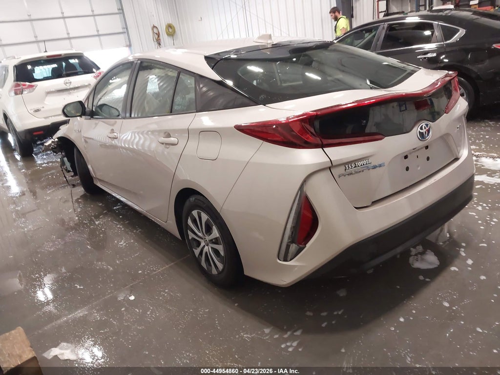 Toyota Prius 2021