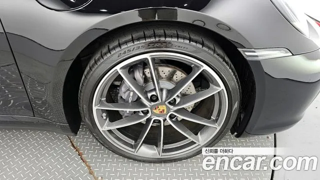 Porsche 911 2021