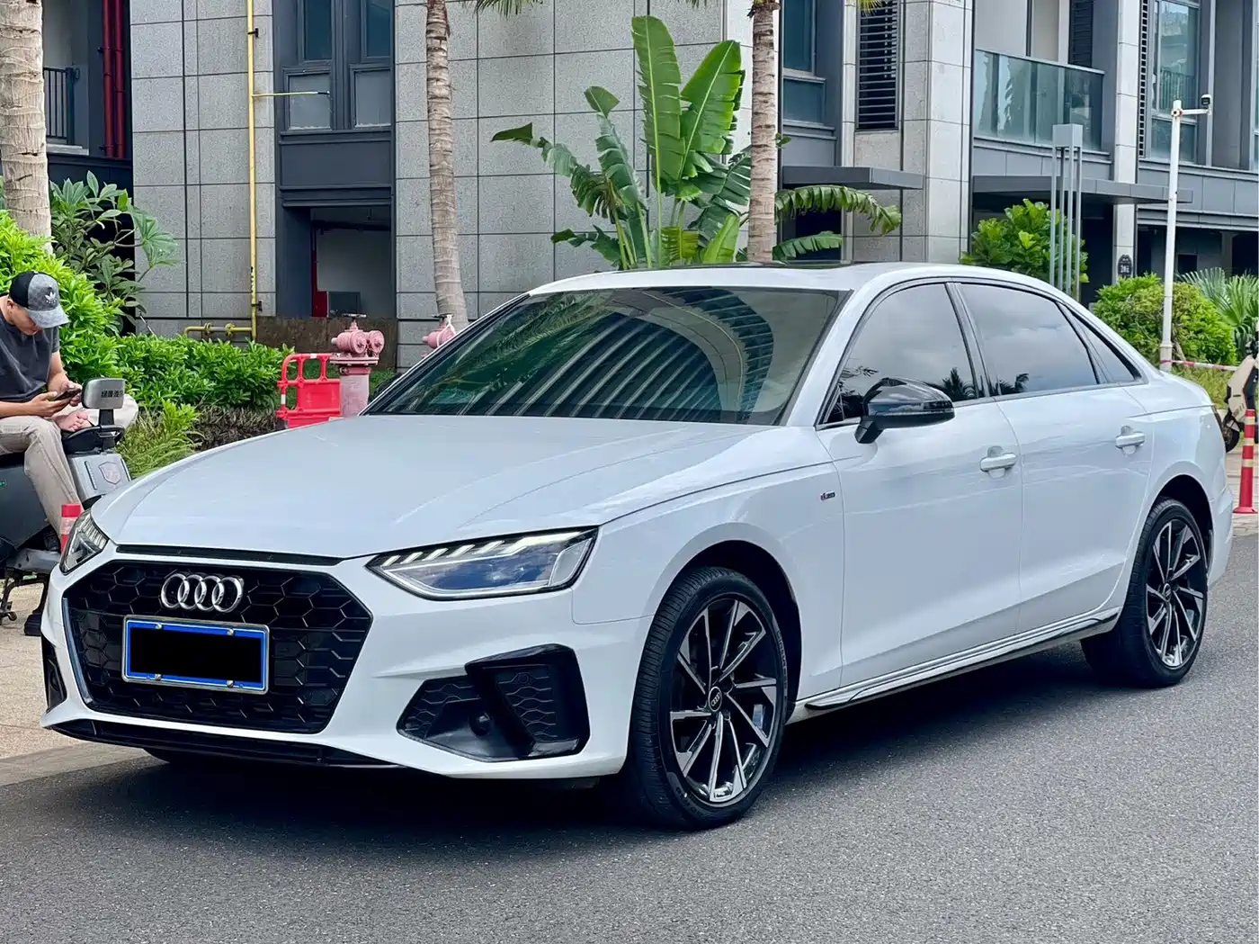Audi A4 2023