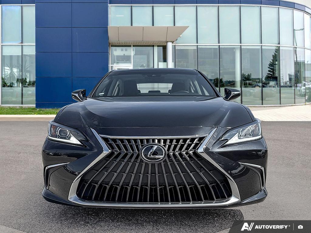 Lexus ES 2022