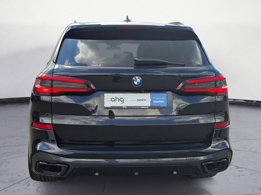 BMW X5 M50 2023