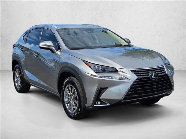 Lexus NX 300 2021