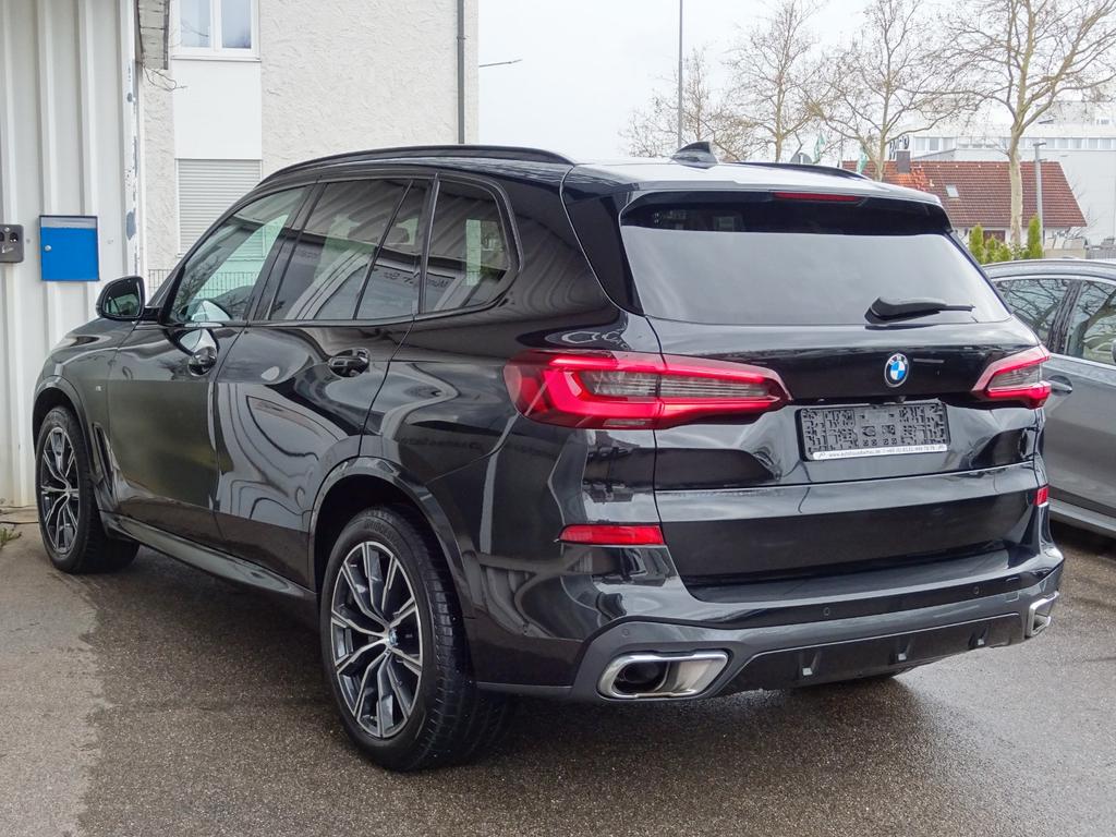 BMW X5 2022