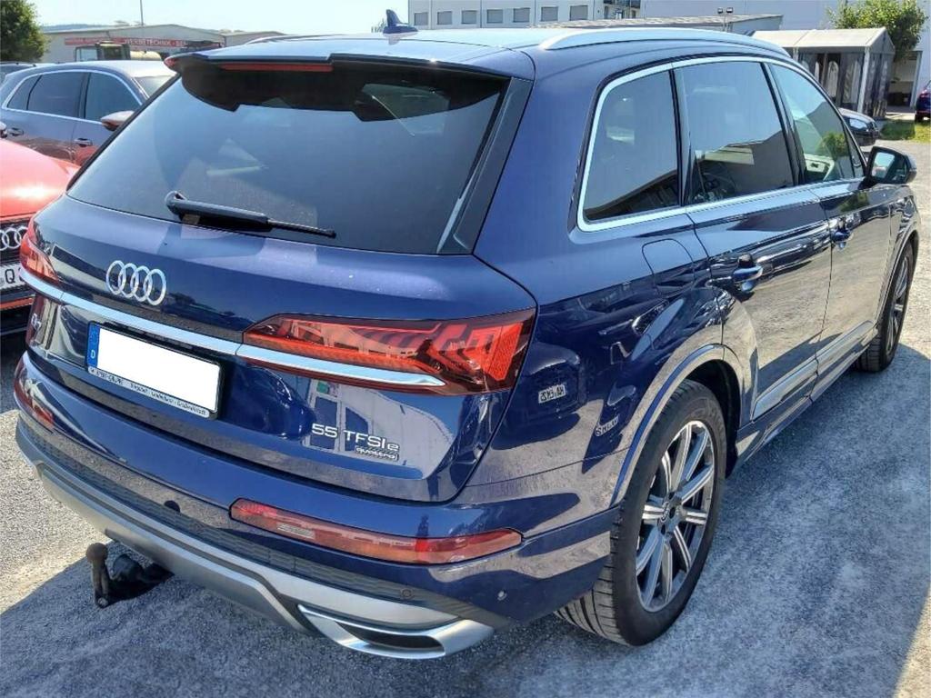 Audi Q7 2021