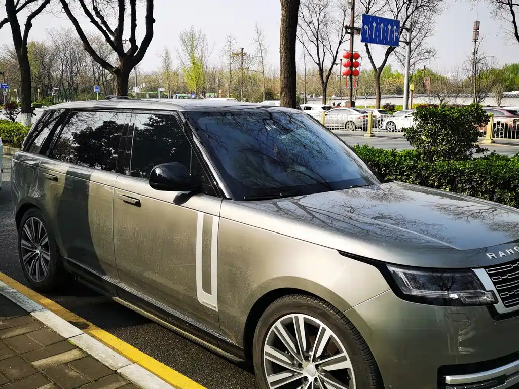 Land Rover Range Rover 2023