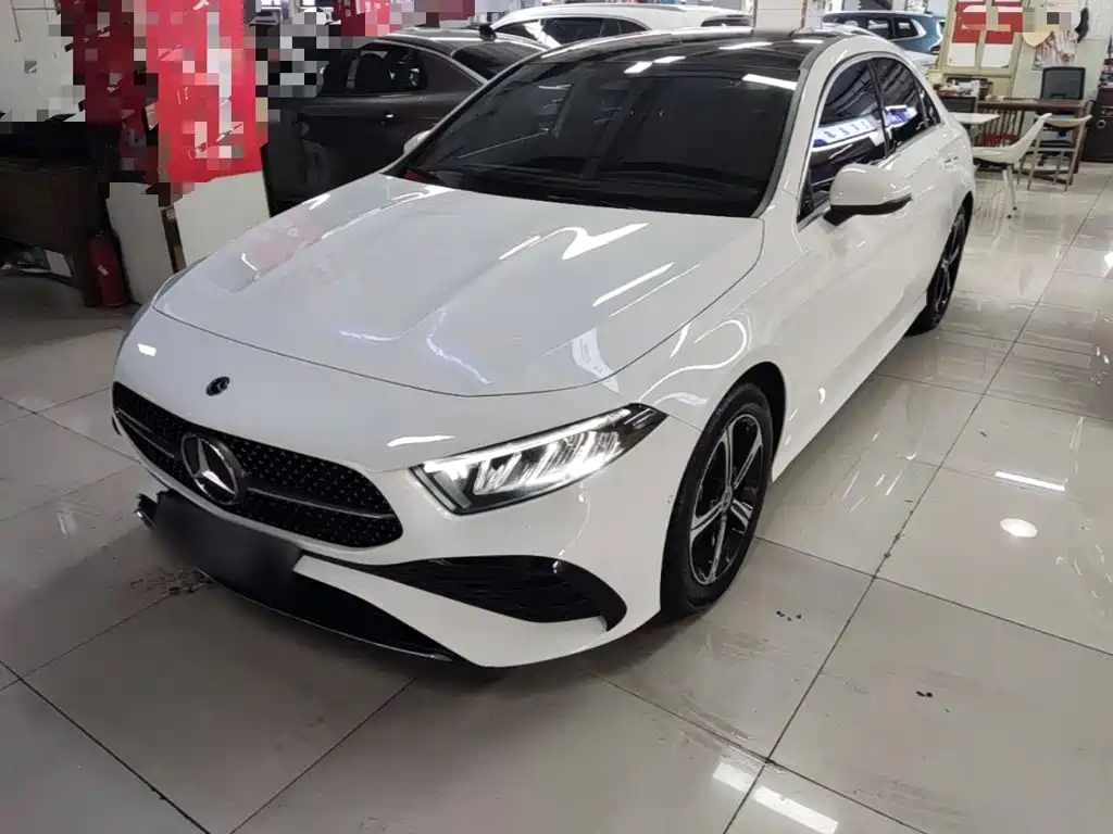 Mercedes-Benz A-Класс 2024