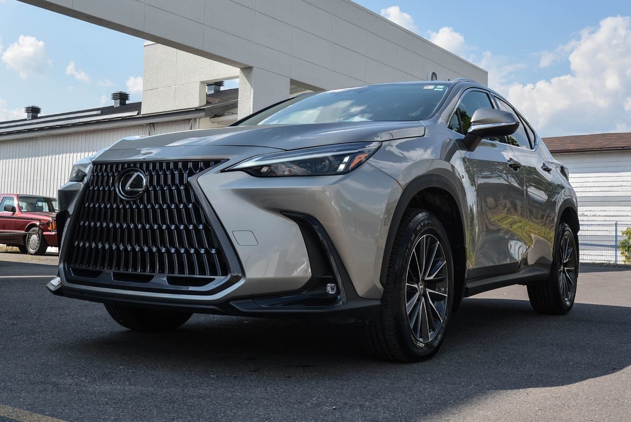 Lexus NX 2024