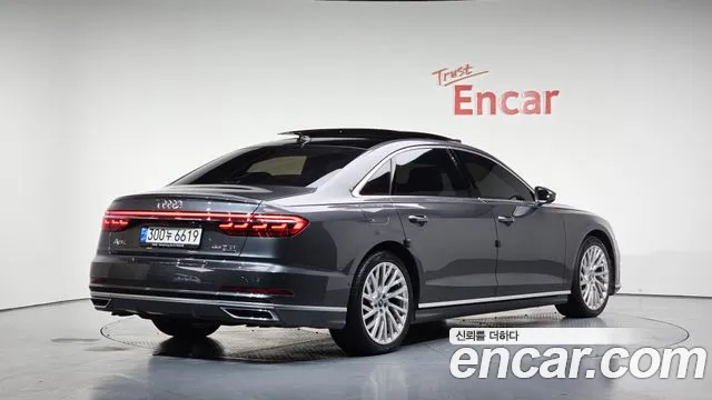 Audi A8 2021