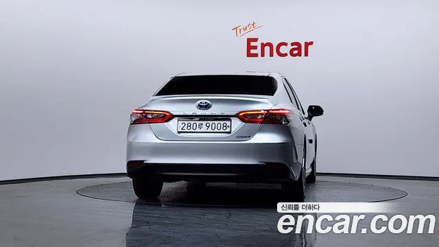 Toyota Camry 2023