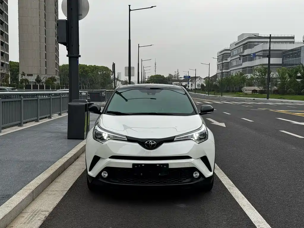 Toyota C-HR 2021