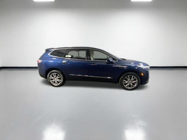 Buick Enclave 2023