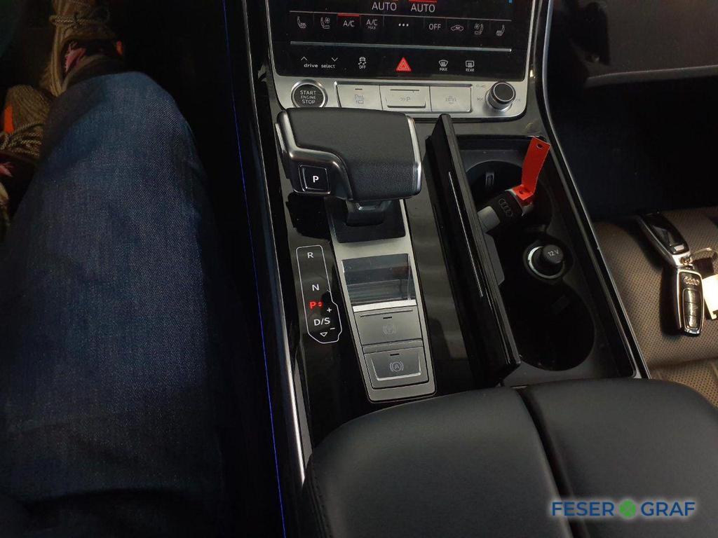 Audi A8 2023