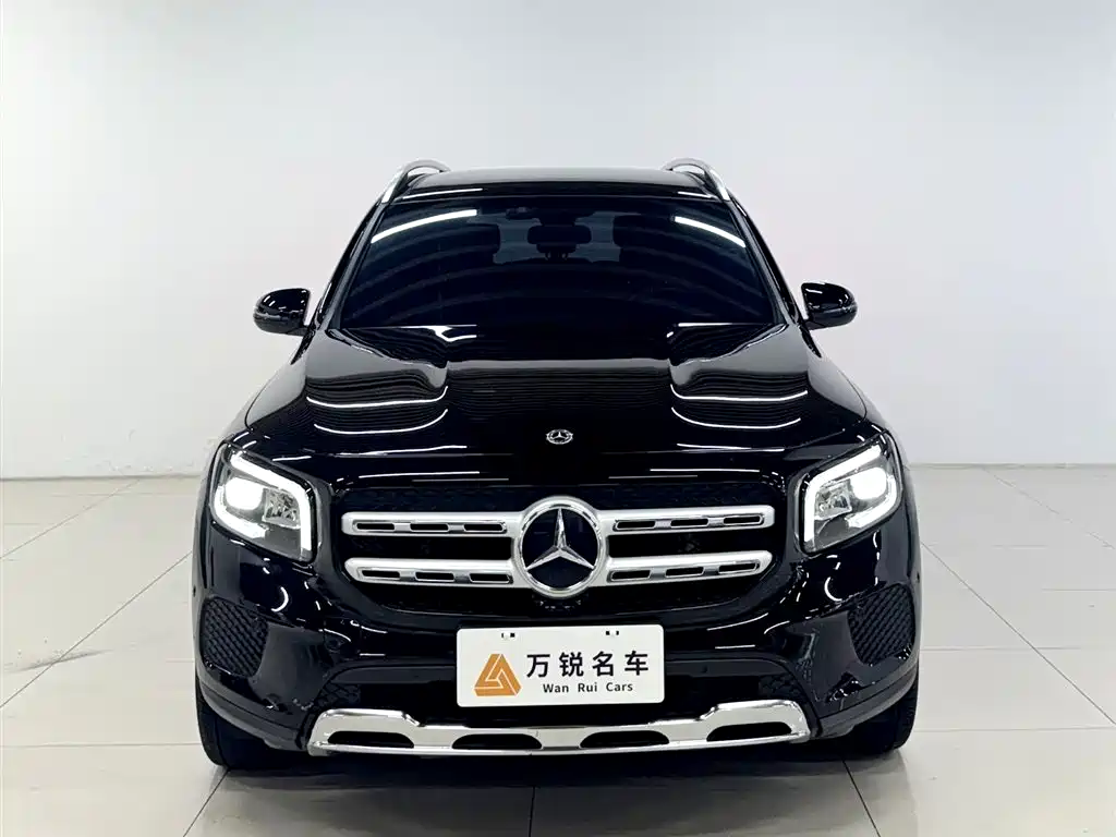 Mercedes-Benz GLB 2021