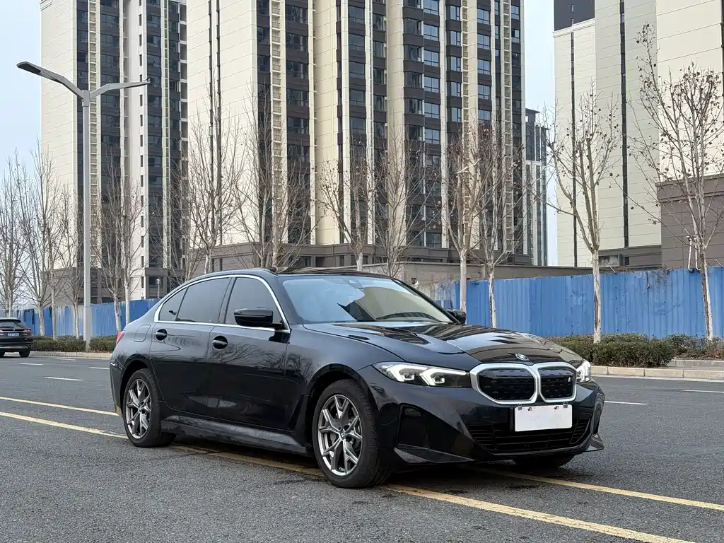 BMW i3 2024