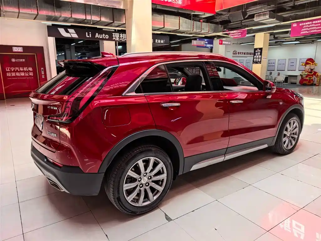 Cadillac XT4 2021