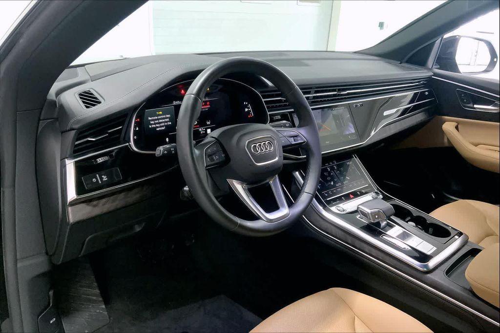 Audi Q8 2023