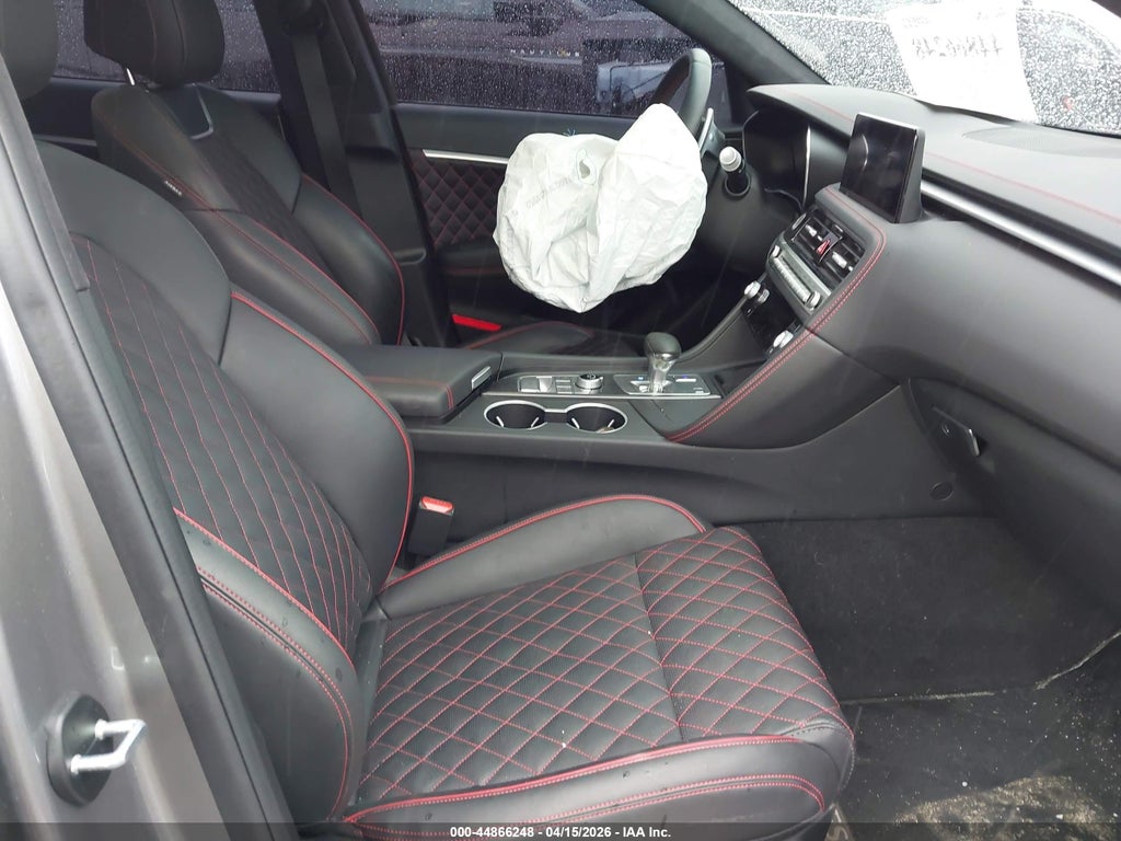 Genesis G70 2025