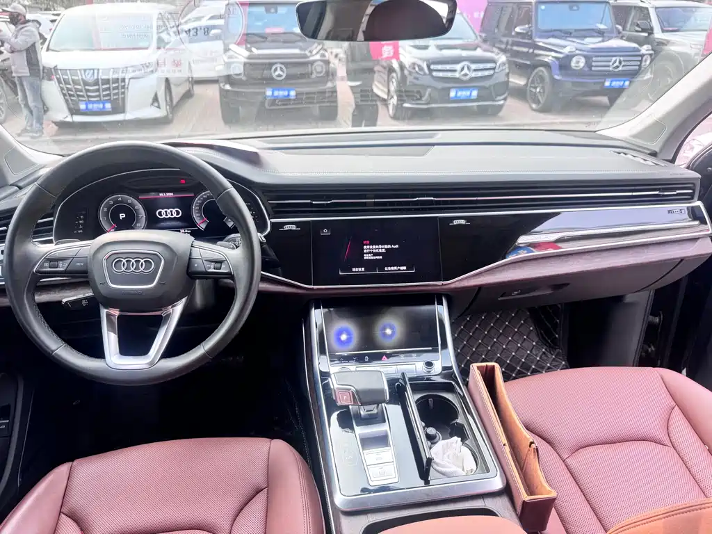Audi Q7 2023