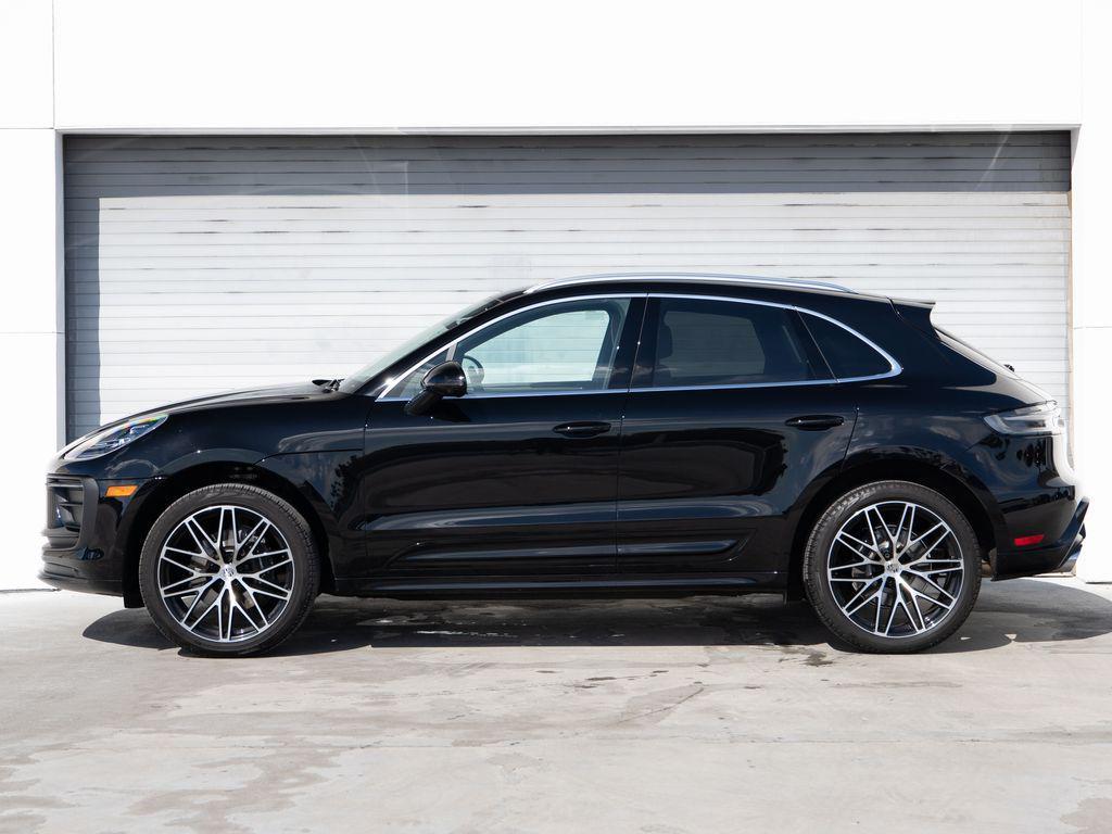 Porsche Macan 2025