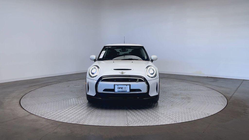 Mini Hardtop 2024