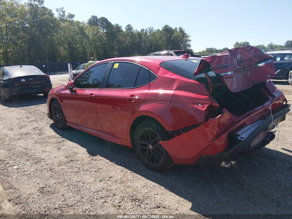 Toyota Camry 2025