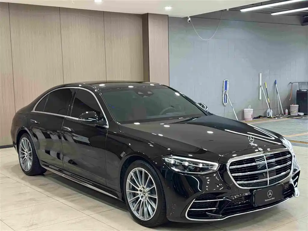 Mercedes-Benz S-Класс 2023