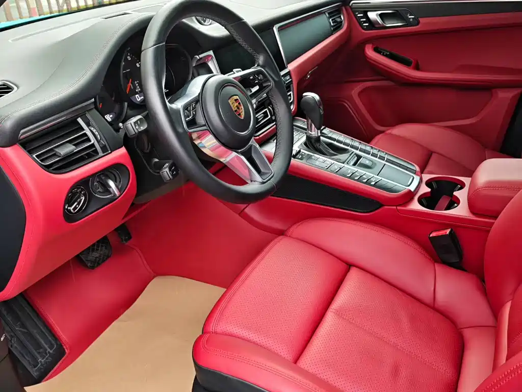 Porsche Macan 2021