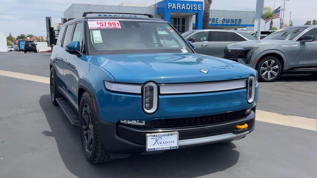 Rivian R1S 2023