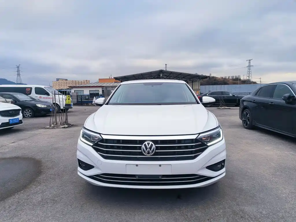 Volkswagen Jetta 2021