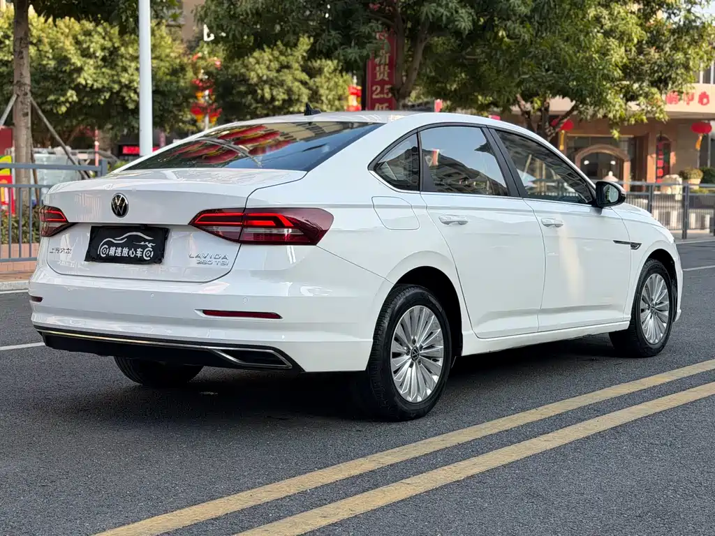 Volkswagen Lavida 2021