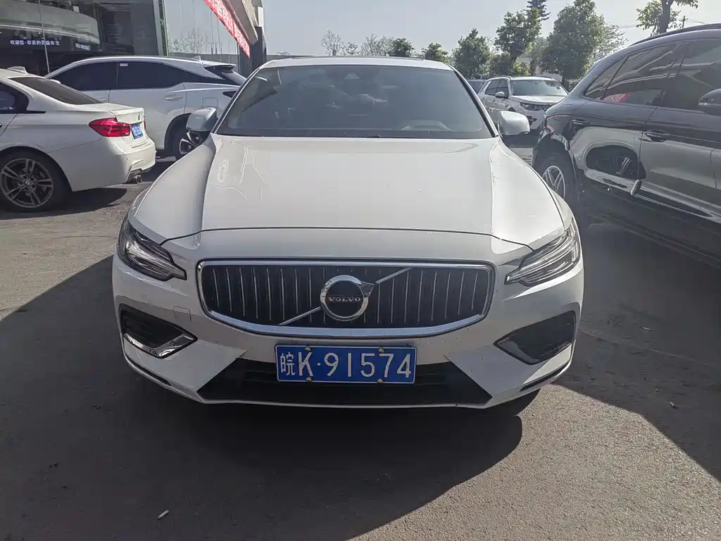 Volvo S60 2021
