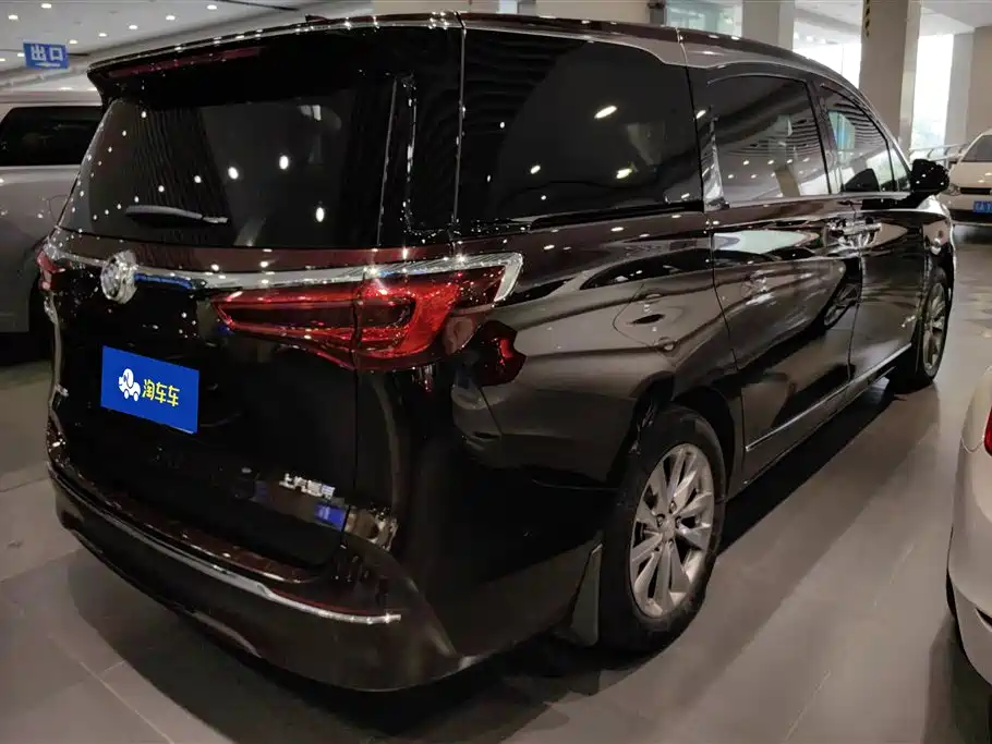 Buick GL8 2021