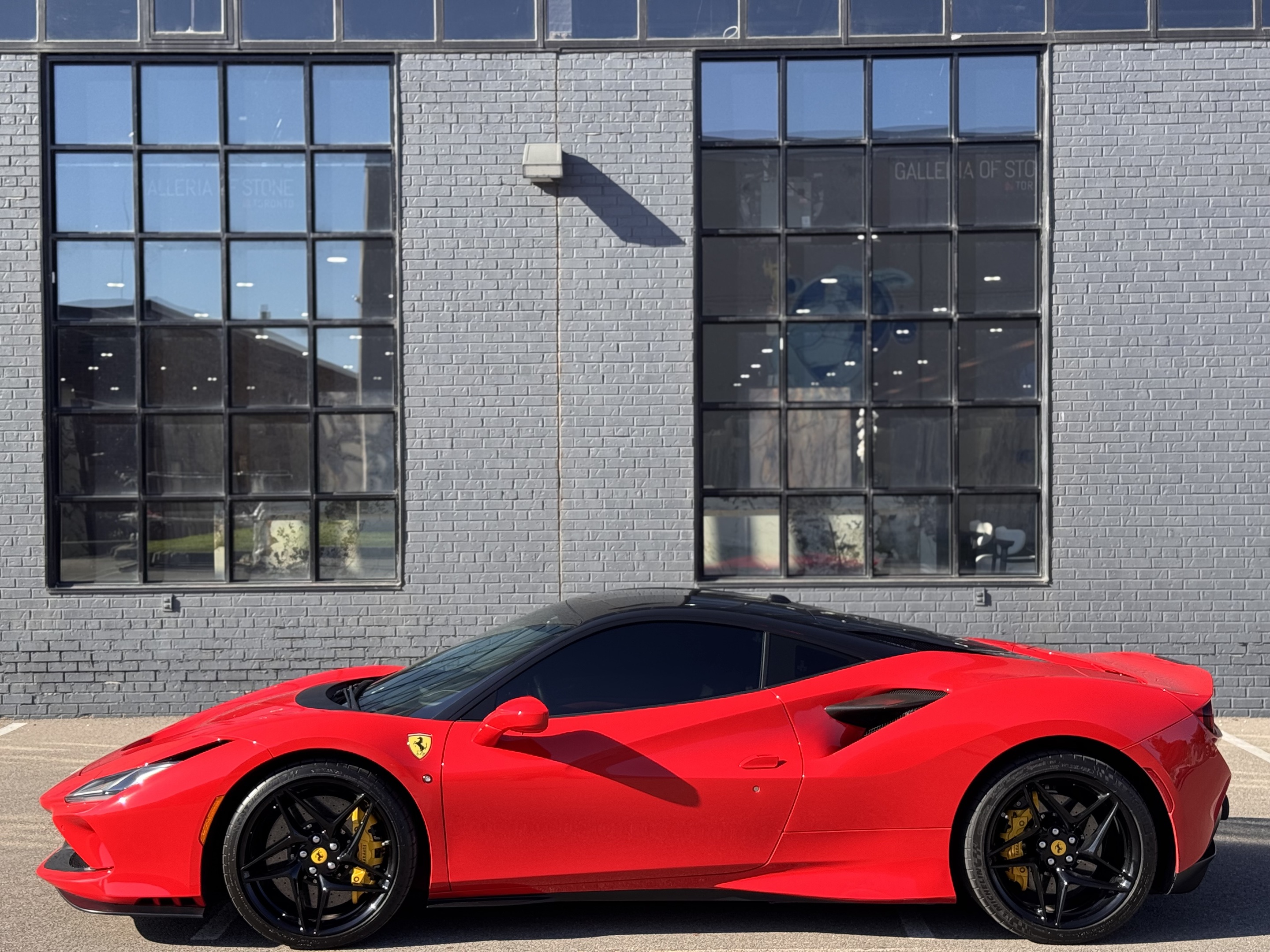 Ferrari F8 2021