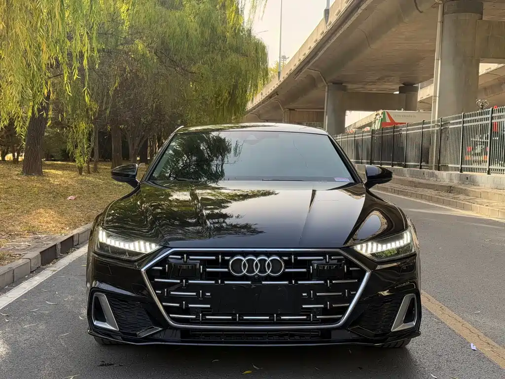 Audi A7 2025