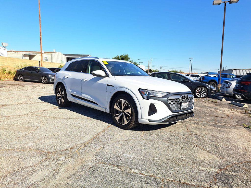 Audi Q8 e-tron 2024