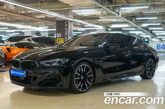 BMW 8 серии 2023