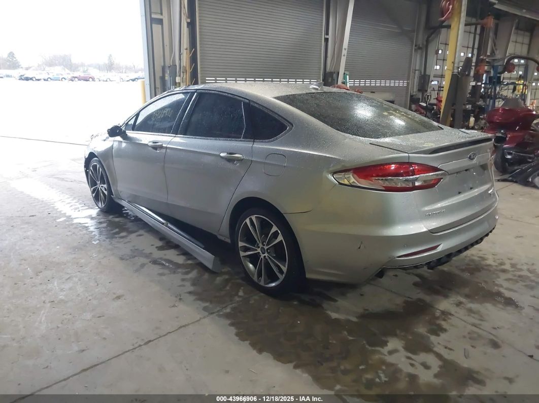 Ford Fusion 2020