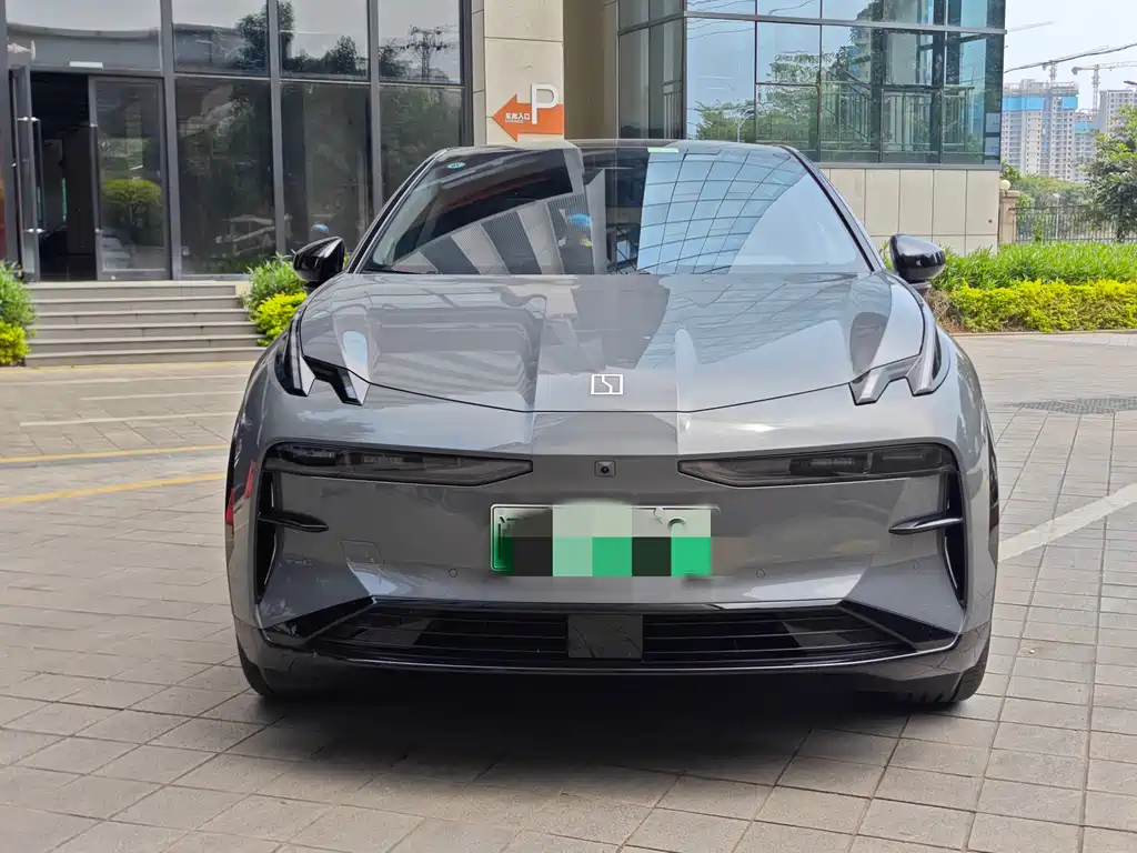 Zeekr X 2024