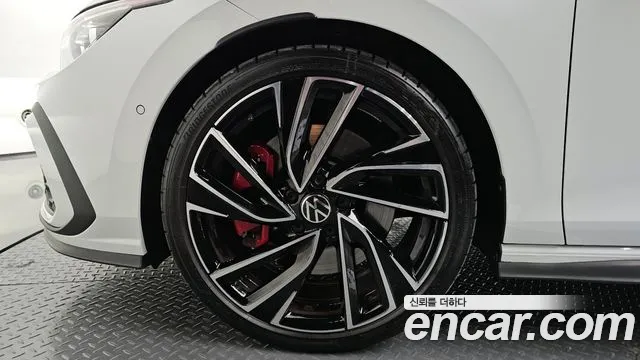Volkswagen Golf 2023