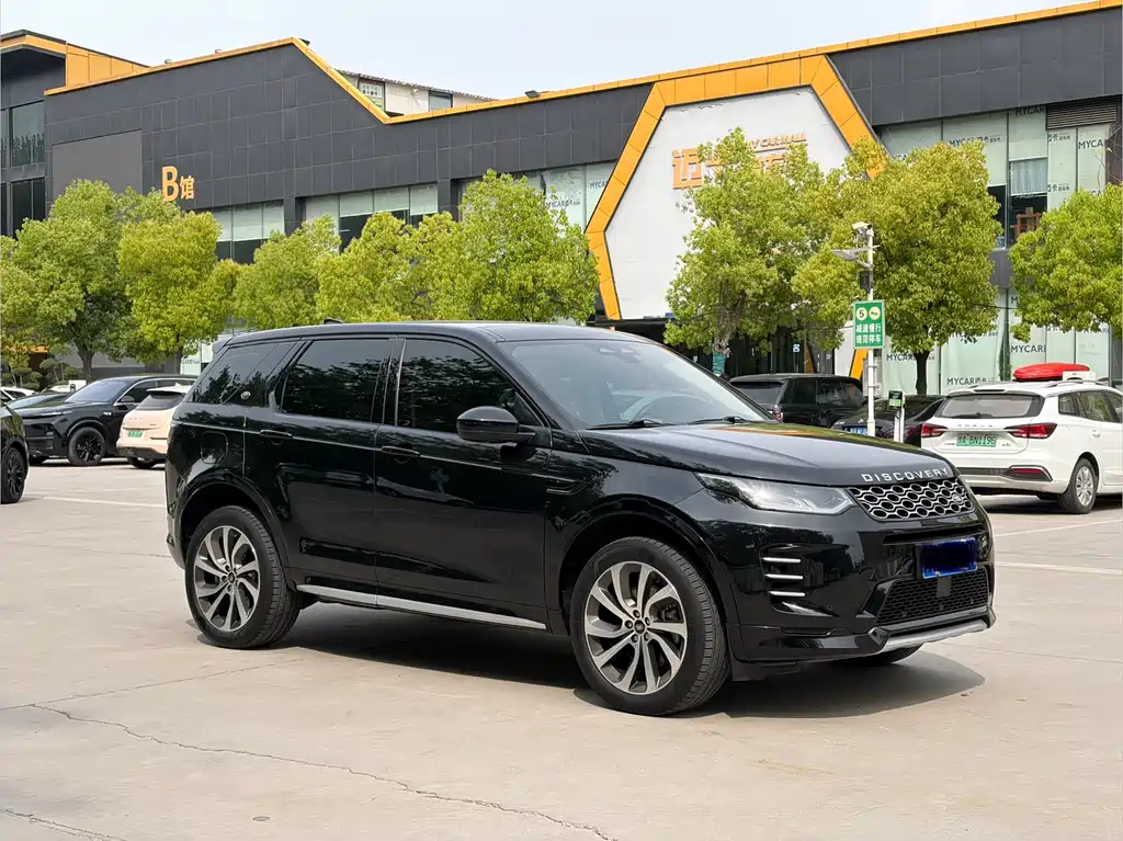 Land Rover Discovery Sport 2024