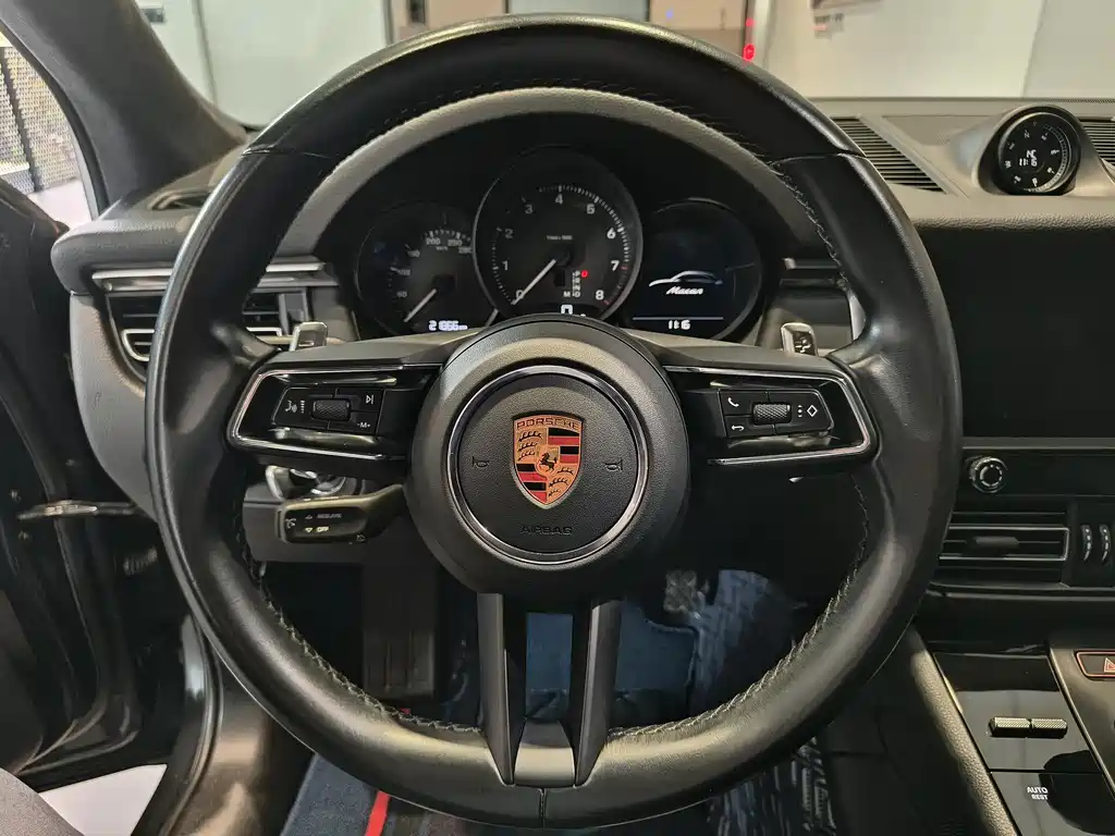 Porsche Macan 2022