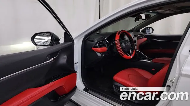 Toyota Camry 2024