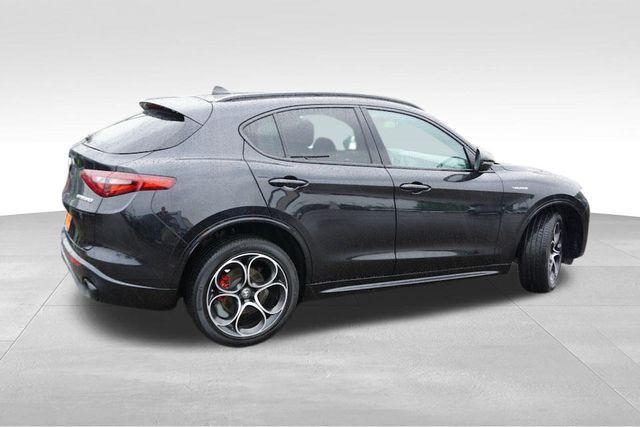 Alfa Romeo Stelvio 2023